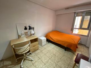 FLAT FAMILY NEAR BEACH GARDEN CENTER AND METRO - Valencia - 7