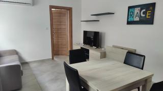 Salina Wharf, Block E, n.27 by Crysalex Houses - 6