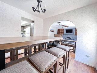 4 King beds/6Bdrm & 3Ba/Your Ideal Family Getaway - 3
