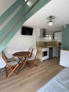 Hourtin Port - Maison rénovée avec jardin à 150 m du lac - Hourtin - 1