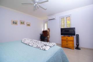 Crystal Cove Oceanfront/ 2 bedroom Condo - Ocho Rios - 4