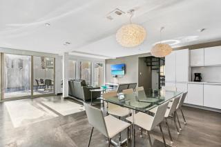 Upscale Modern Villa Private w Terrace in Bahia Mar Beachfront Resort, Heated Pool! - South Padre Island - 8