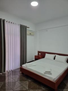 Ideal Apartments & Rooms - Saranda - 5