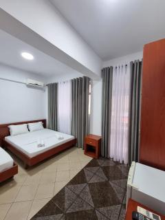 Ideal Apartments & Rooms - Saranda - 1