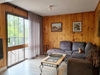 'Wahroonga' home among the Gum trees in Warburton - Warburton - 1