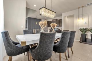 7 Bedrooms- 5,5 Baths- Windsor Island 3841 La - Davenport - 9