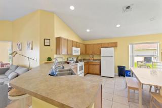 Gilded Parasol by Shine Villas Remington Golf #410 home - Kissimmee - 2