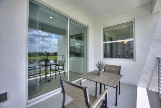 Decadent Penguin - Storey Lake by Shine Villas 704 apts - Kissimmee - 2
