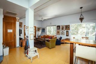 Frishman beach 2Br full of art and light - 1
