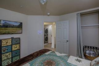 Cozy Cub Cabin, brand new home near Yosemite - 1