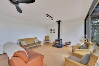 Parnella Hideaway - St Helens - 1