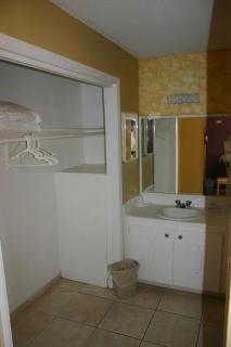 Bell Channel Inn Hotel - 4
