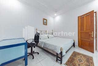 Biru Homestay Bandung Mitra RedDoorz - Bandung - 7