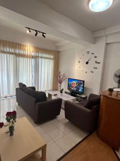 Riverbank suites waterfront 507 - 7