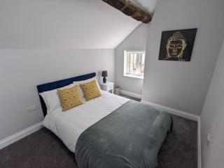 31 High Street - Modern & Stylish 2-bed Apartment - inc parking - Husbands Bosworth - 6
