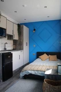 Private & Dashing Room 2 in Peterborough - 4