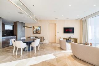 Daniels Five Palm 2BR with Maid Room and Sea View - Dubai - 7