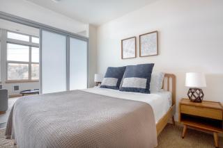 Wallingford 1br w lounge wd nr shops bars SEA-566 - 3