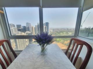 BGC Taguig Cozy 2 bedroom loft, with stunning BGC skyline view! - Manila - 8