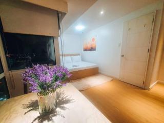 BGC Taguig Cozy 2 bedroom loft, with stunning BGC skyline view! - Manila - 2