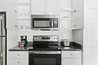 Burbank 1BR w WD Pool Gym nr WF TJ LAX-720 - Los Angeles - 4