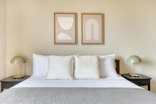 Pasadena 1BR w Gym Pool nr Colorado Ave LAX-855 - Pasadena - 2