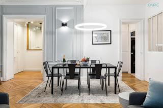 King Size beds - Zen Monceau - Paris - 9