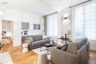 King Size beds - Zen Monceau - Paris - 3
