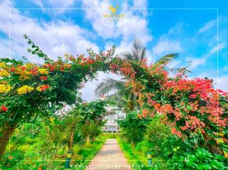 Gold Coast Hotel Resort & Spa - 3