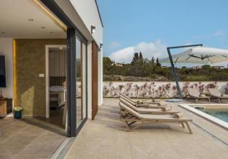 Villa Coralis With Heated Pool - Vrsi - 3