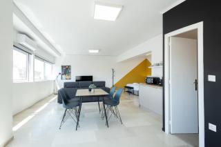 Hip And Fun Apt A - Atene - 7