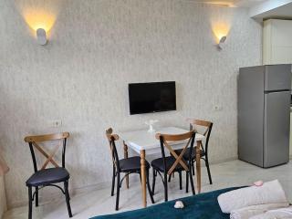 Orbi Apartment with sea view - Batoemi - 4