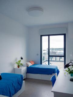 Apartamentos Turísticos UNEATLANTICO - Santander - 3