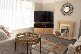 Cosy 3Bed Bungalow in West Kirby, Free Parking - Frankby - 4