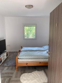 Chata nad kúpaliskom Santovka - 2