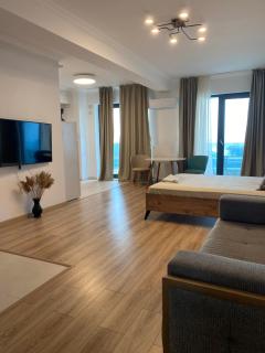 Nuba Luxury Front Sea View - Mamaia - 1