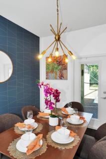 Lake View Luxury Villa with Marvel and Nemo Themed Rooms - Kissimmee - 8