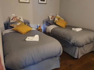 Cross Swords Rooms, Skillington - 7