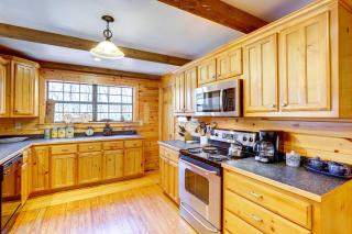 Lakefront Blue Ridge Cabin with Hot Tub! - Blue Ridge - 6