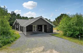 Holiday Home Bjergvej Blåvand Ix - 1