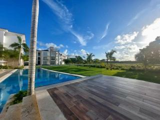 Golf View Retreat • Poolside Apt in Hard Rock Area - Punta Cana - 4