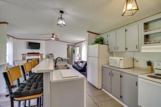 Fire Pit and Deck Peaceful Silver Creek Retreat - 8