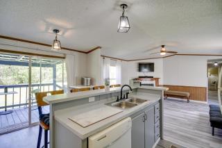 Rural Mississippi Vacation Rental about 12 Mi to Lake! - Prentiss - 1