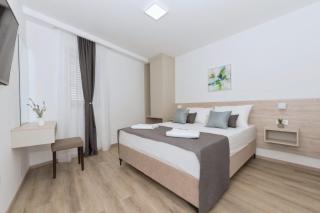 Apartments Mari - Makarska - 7