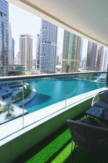 spacious luxury condo with astonishing lake view! - Dubai - 0