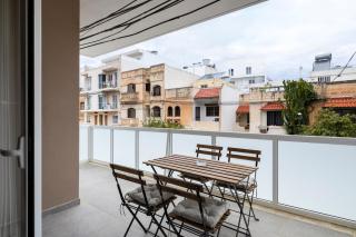 Modern 3BR Stylish Apartment with large Balcony - Close to St Julians and St Georges Bay - Is-Swieqi - 7