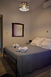 Dolphins House - Lixouri - 1