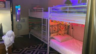 Pemberton Hostel - note - Go to Gloucester Motel Reception for check in - Backpackers 88 days farm work available in the Manjimup and Pemberton Region - 6