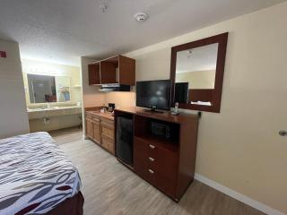 Kenedy Inn and Suites - Kenedy - 9
