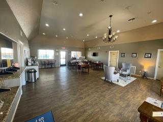 Kenedy Inn and Suites - Kenedy - 2